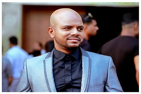 From Visas to Voyages