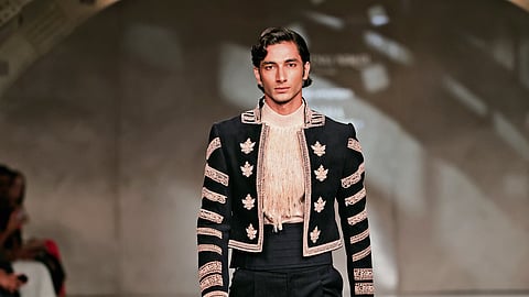 Uniformly unforgettable