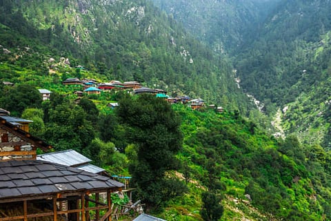 Sources said that this decision to outsource these properties to private players is outcome of a state cabinet approval granted on June 28, 2025, which initially cleared the outsourcing of 14 HPTDC properties.