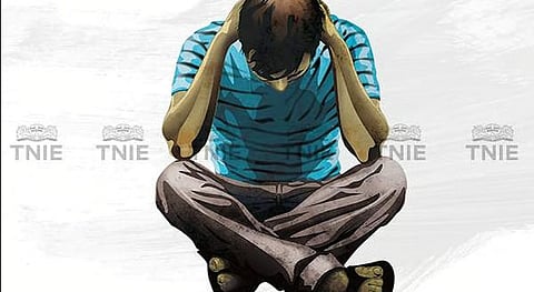 Later in the day, the victim’s mother tried calling him but received no response. She then asked a neighbour, Jyothi, to check on him, who found Gautham hanging from a ceiling hook with a chunni. 