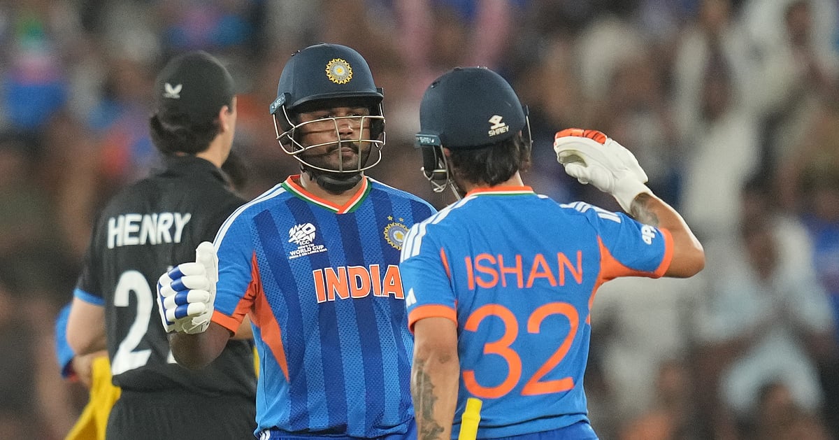 T20 WC final: Samson, Kishan keep India motoring as score reaches 127/1 in 10 overs against New Zealand
