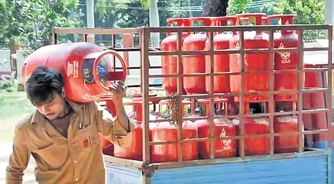 New instructions advise agencies to limit the supply of commercial LPG cylinders.