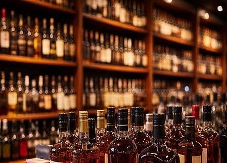 A highway liquor shop in Rajasthan 