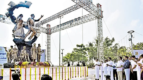 CM M K Stalin, Dy CM Udhayanidhi Stalin and others during the statue’s unveiling on Tuesday.