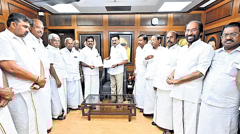 The seat-sharing agreement was signed by DMK president and Chief Minister MK Stalin and KMDK’s general secretary ER Eswaran on Friday.