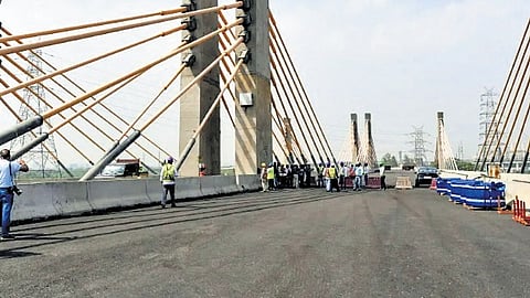 Delhi Cabinet has approved two key infrastructure projects—the Barapullah Phase-III elevated corridor and a six-lane elevated corridor with underpasses on the MB Road. 