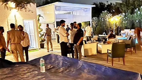 The EAGLE force along with Moinabad police, on Saturday evening raided a farmhouse at Moinabad in Rangareddy district allegedly belonging to former Tandur MLA Pilot Rohith Reddy.