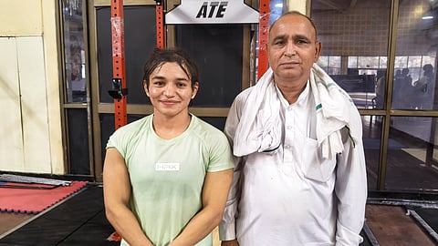 Meenakshi with her father Prem Goyat