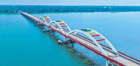 Bridge to Perumbalam Island