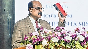 Justice Sashikanta Mishra delivering the memorial lecture at Bhanja Kala Mandap on Thursday.