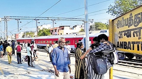 The station has three platforms — two serving the suburban slow lines, and a third catering to express and fast trains on Chennai-Tiruvallur section.