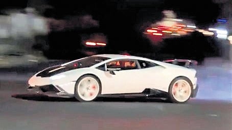 A white Lamborghini was spotted doing donuts at Anil Kumble Circle on MG Road under the Metro flyover in the early hours of Saturday.