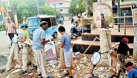 To encourage and recognise the efforts of the participants, the organisers distributed 90 prizes based on the quantity of waste each person collected.