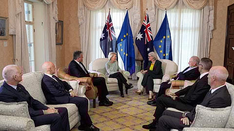 resident of the European Commission, Ursula von der Leyen, center left, and Governor-General of Australia, Sam Mostyn, center right, meet at Admiralty House in Sydney, Monday, March 23, 2026.