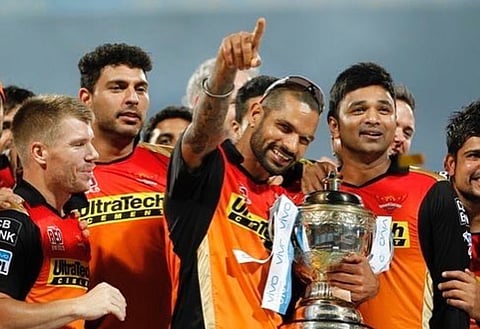 Tirumalasetti  Suman (R) after SRH's title success in 2016