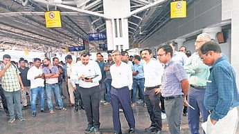He also interacted with passengers and took note of their feedback on station facilities and services.