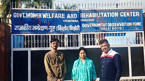 Co-convenors of 'Jan Prahar', Sujata Paul and Advocate Pankaj Singh Chhetri, outside the Government Women Welfare and Rehabilitation Centre after submitting a memorandum to the authorities.