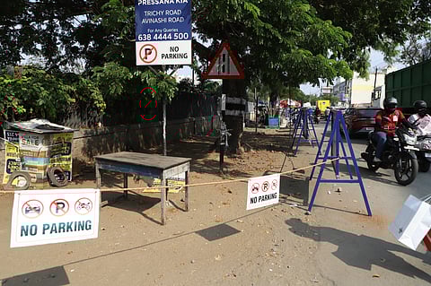 The illegal "no parking" boards installed by the police department at Puliyakulam road near Lakshmi mills in Coimbatore on Tuesday.