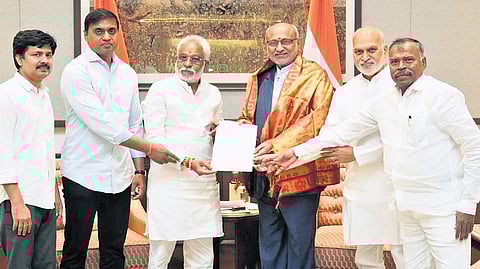 A delegation of the YSRCP, led by Parliamentary Party leader YV Subba Reddy, met Vice President CP Radhakrishnan in New Delhi 