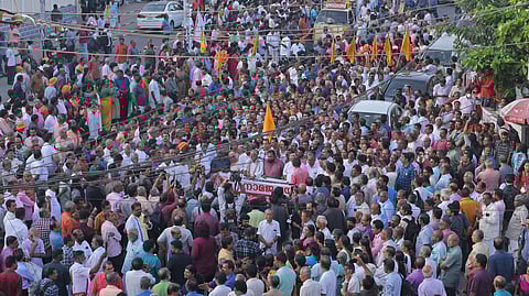  People in the Nama Japa Yatra taken out by NSS Thiruvananthapuram taluk union in protest against Speaker A N Shamseer's remarks on science and myth, from Palayam Ganapathy temple to Pazhavangadi Ganapathy temple.