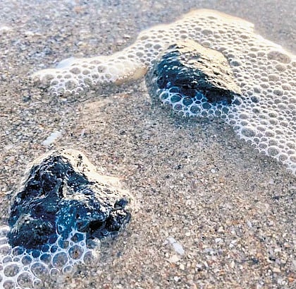 Centre makes draft rules for control of coastal oil lumps