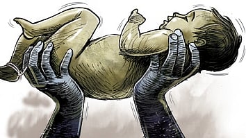 Child was taken around 12.30 am as parents waited for train; police launch probe but no CCTV footage available