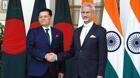 External Affairs Minister S Jaishankar and his Bangladeshi counterpart Khalilur Rahman.