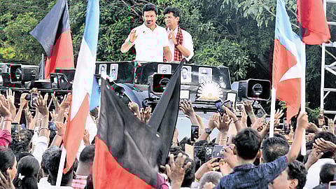 Responding to AIADMK allegations, DMK youth wing secretary and Deputy CM Udhayanidhi Stalin said DMK stood with people during the Covid-19 pandemic.
