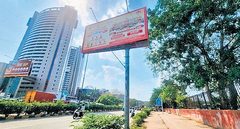 Poles apart: Unipoles crowd Delhi footpaths