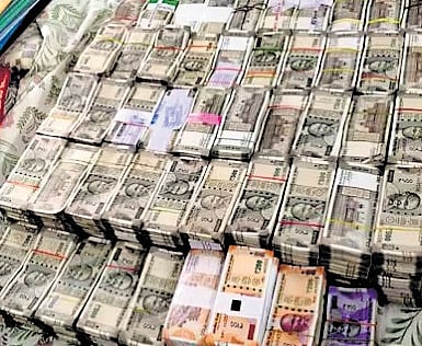 ED seizes Rs 13.8 crore in Delhi-NCR raids on Earth Infrastructures Ltd over Rs 2,000 crore homebuyer fraud