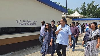 Mayor Subhash Singh, CMC commissioner Kirandeep Kaur Sahota along with others at Barabati Food Court.