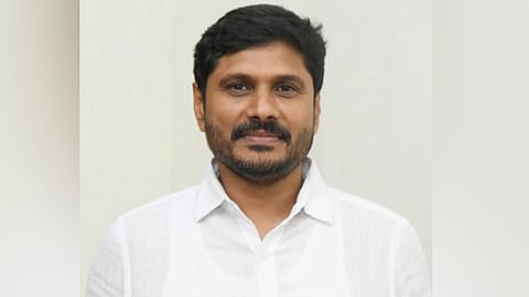 YSRCP media wing general secretary Srihari Pudi