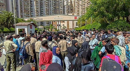 203 contractors face licence cancellation, firms to be blacklisted over labour law violations