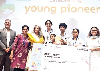 Students from Chirec International School, Hyderabad bag the 
beginner-level winners prize 