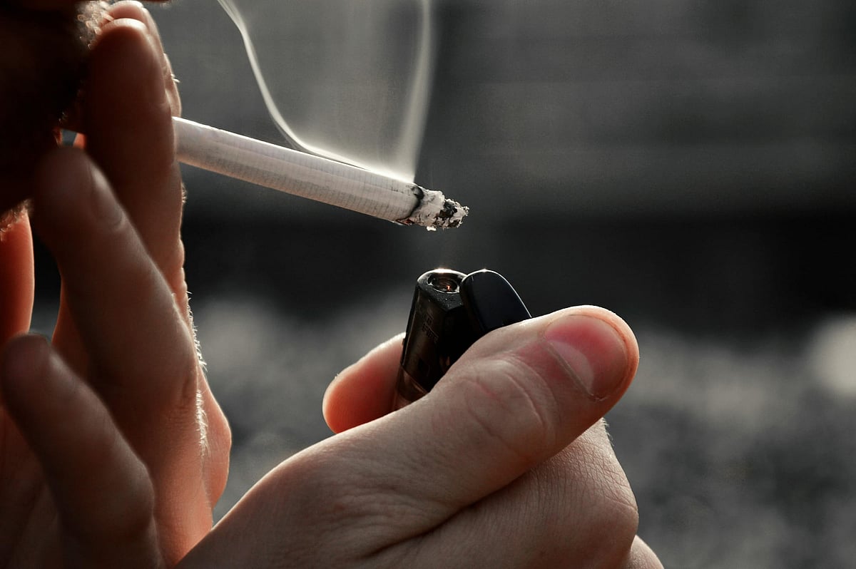 Smoking among people with type 2 diabetes is a major risk for early death: Study