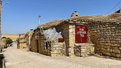 A quiet lane in Dueñas