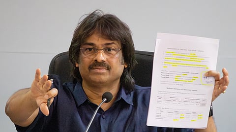 School Education and Literacy Minister Madhu Bangarappa announced the Karnataka SSLC results on April 23, 2026.