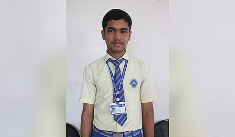 Preetham G Poojary, son of a bus conductor, has brought laurels by securing a perfect 625 out of 625 in the class 10 SSLC-1 examination.