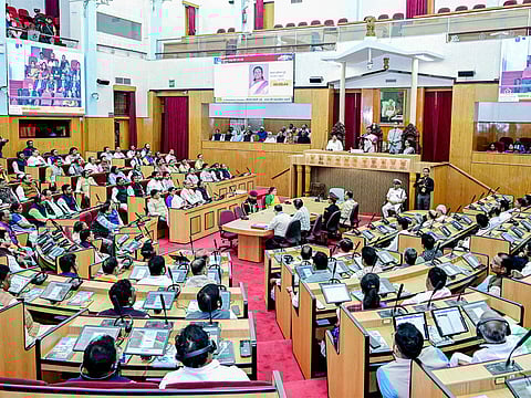 Congress has decided to gherao the Assembly on Thursday to oppose the government move to call the session.