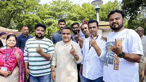Gujarat Deputy CM Harsh Sanghavi, Amit Shah and his family and people of Gujarat cast their vote in the local body polls.