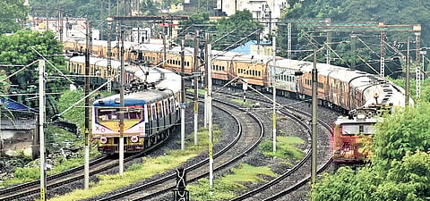 The Villupuram-Tiruvannamalai unreserved special trains will depart from Villupuram at 10 am and 9.15 pm on April 30, May 1 and May 2, and reach Tiruvannamalai at 11.45 am and 10.45 pm respectively the same day.