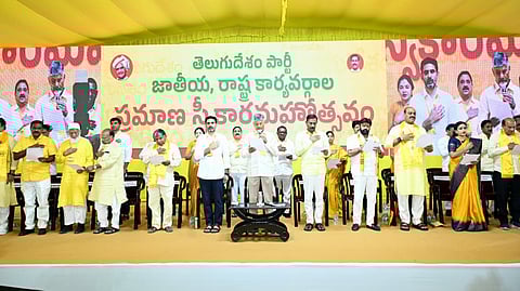 CM and TDP supremo Nara Chandrababu Naidu chaired the swearing-in ceremony of the TDP national and state executive committees at the central party office in Mangalagiri on Wednesday. 