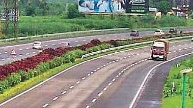 By standardising these roads with RoW between 30 and 36 metres, the project aims to transform the local grid into a more organised arterial system. 