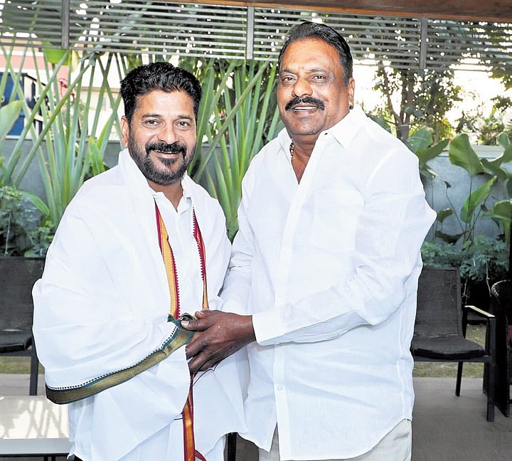 One more BRS MLA pays ‘courtesy call’ on Revanth