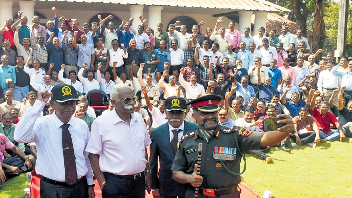 Benjit Veterans of Indian peace keeping force come together after 33 years in ...