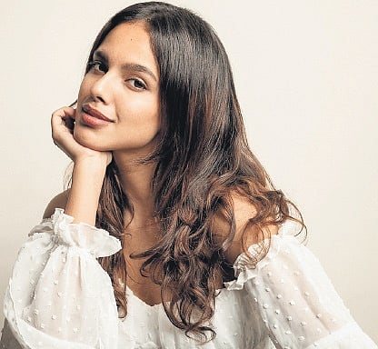 Mahesh Babu to launch Jerusha as heroine in a youthful romance