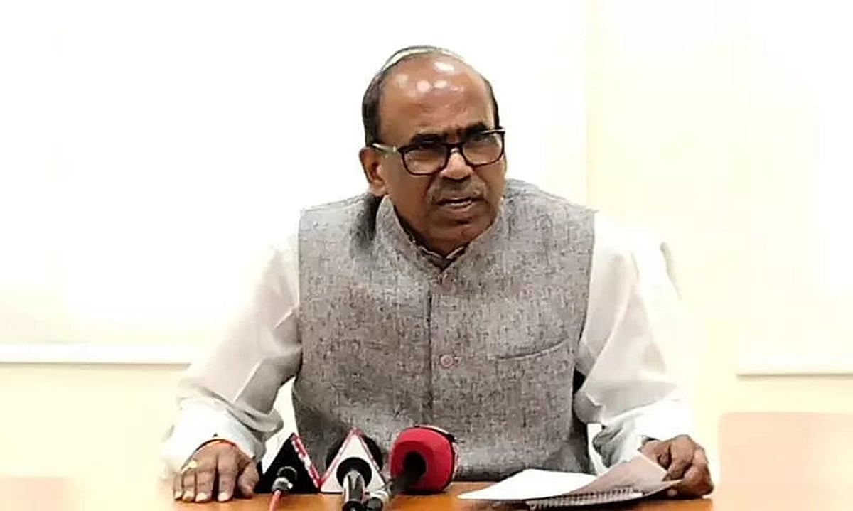 PPA panel chairman steps down after SC faults him on presser