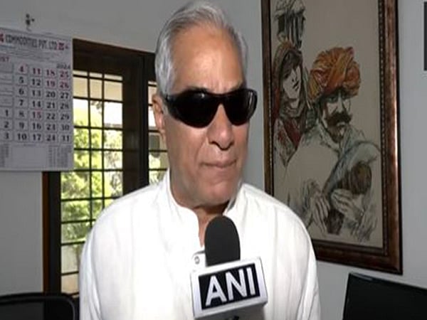 MP Kumar Nayak, MP Tukaram must resign: Karnataka BJP MP Lahar