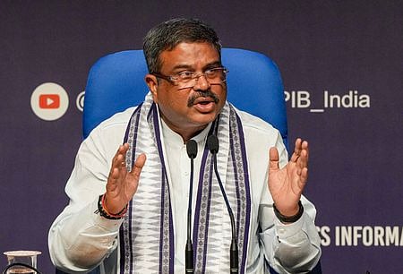 Union Minister Dharmendra Pradhan inaugurates dialysis centre at ...