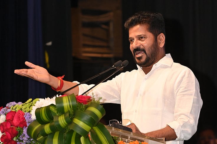 CM Revanth Reddy meets Amit Shah; asks for early release of Rs 11,713 ...